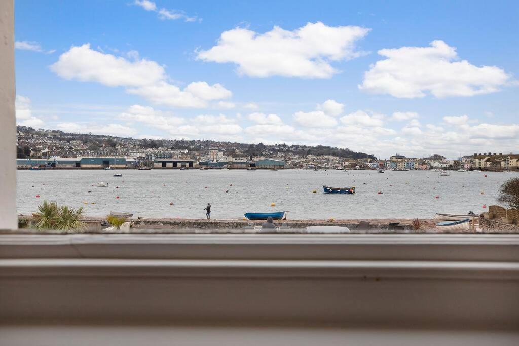 Beach Front Flat Shaldon With Parking Exterior photo
