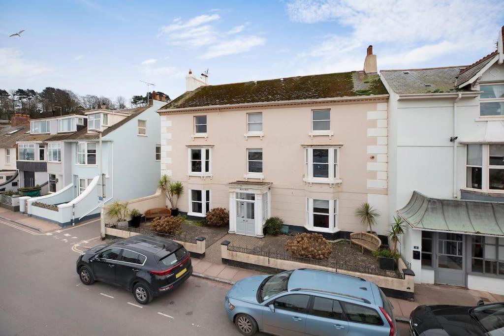 Beach Front Flat Shaldon With Parking Exterior photo